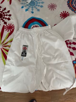 Kimono Karate Daedo Blanco