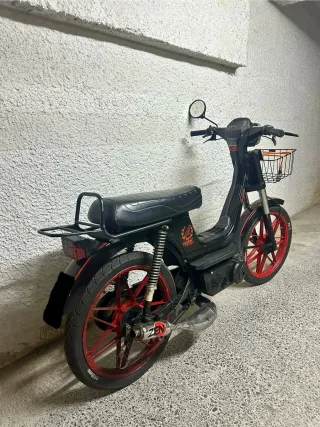 Escape Zen Derbi Variant