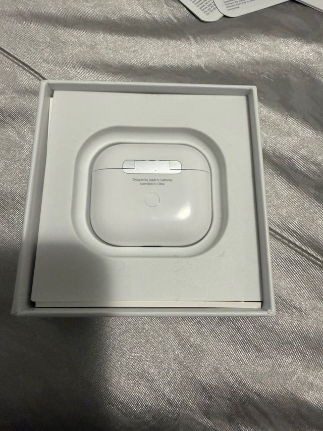 Apple AirPods 3a generazione