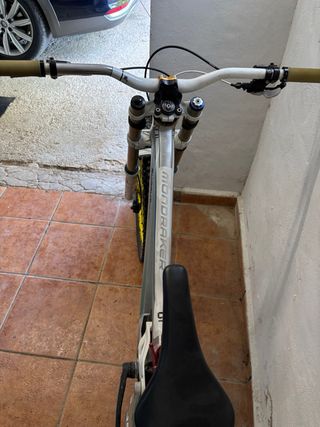 Mondraker Summum Pro Team Bici Descenso