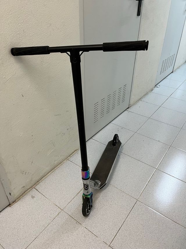 Patinete Freestyle Plata y Negro (Scooter)