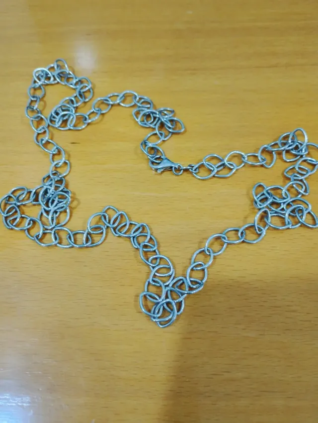 Cadena de plata