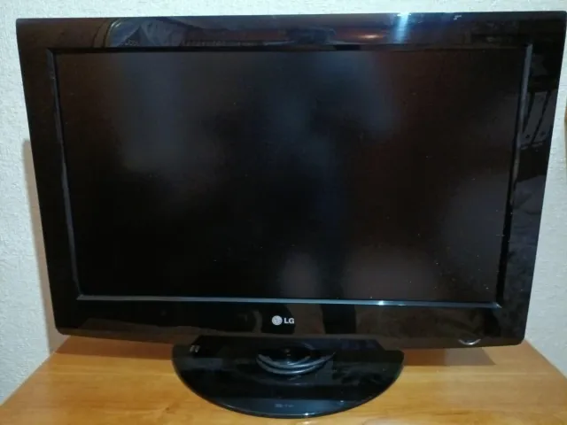 Televisión LCD LG 32 Negra