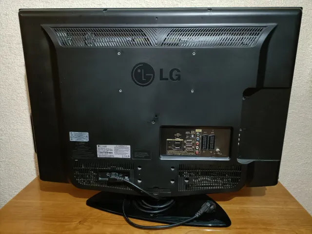 Televisión LCD LG 32 Negra