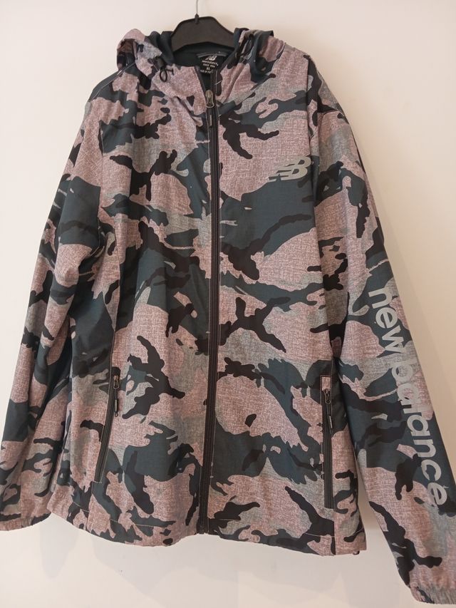 Chubasquero New Balance Camuflaje