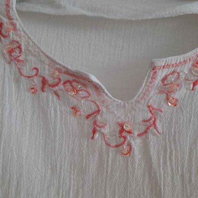 Blusa blanca bordada niña 8 años