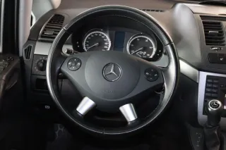 Mercedes-Benz Viano 2011