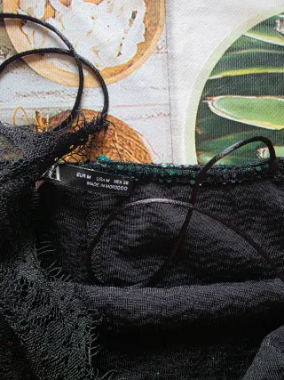 Zara Top Lentejuelas Negro y Verde