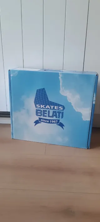 Patines de 4 ruedas blancos