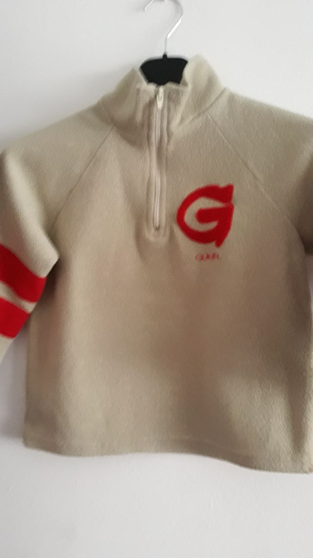 Forro polar beige 8 años