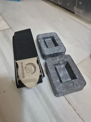 Traje de neopreno y escarpines