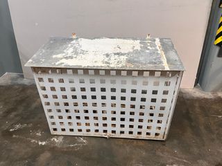 Cajón de hierro para compresor