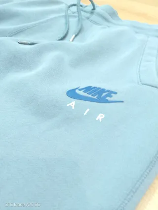 Pantalón Nike Air Gris