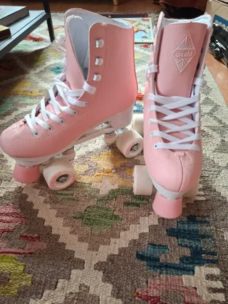 Patines 4 Ruedas Rosas talla 38