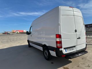 Mercedes-Benz Sprinter 2011
