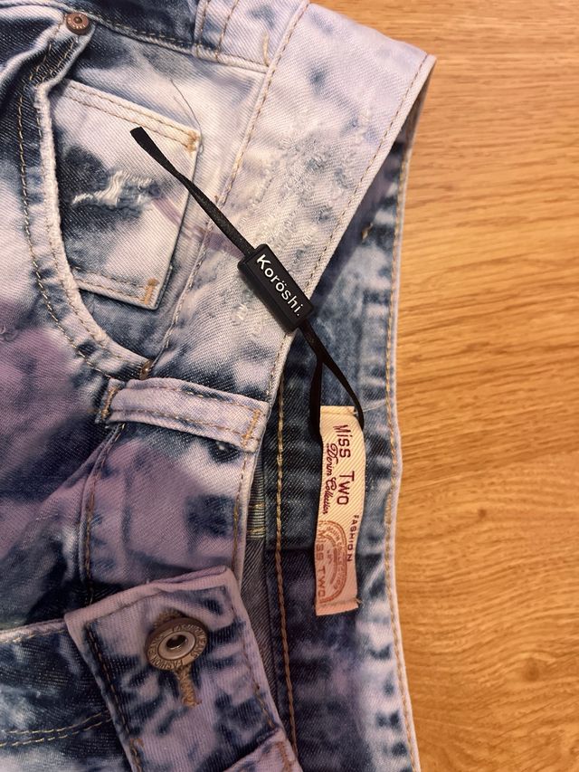 Shorts vaqueros Miss Two desgastados