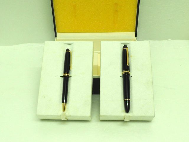 Set penna e penna a sfera Montblanc Meisterstück