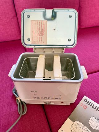Freidora SIN USAR de aceite PHILIPS HL 3526/B