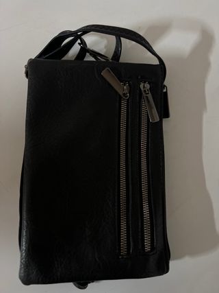 Bandolera de piel negra