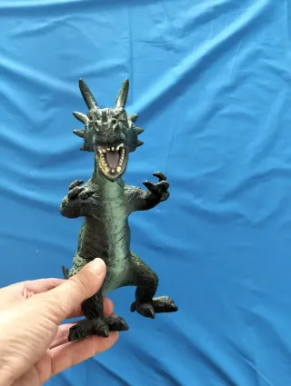 Figura Dragón 20cm