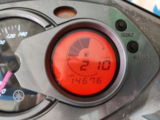 YAMAHA CYGNUS X 125 CC MOTOCICLETA SCOOTER NEGRO