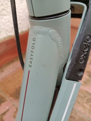 Patinete urbano De calidad Con freno y suspensión.