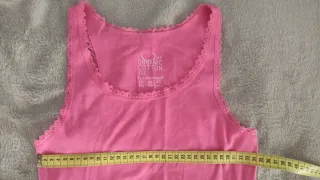 Camiseta con etiqueta Talla S