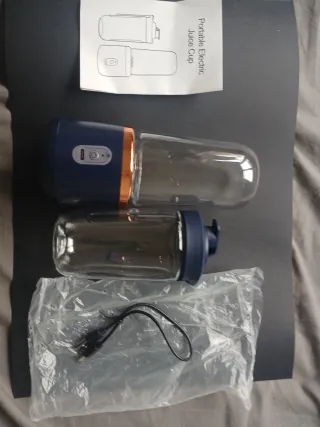 Spremiagrumi elettrico portatile