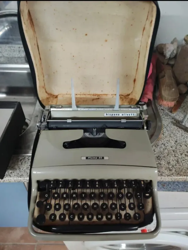 Maquina escribir Hispano Olivetti pluma 22 1953