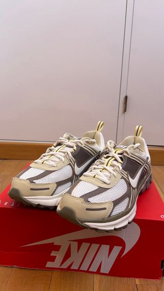 Nike Vomero 5