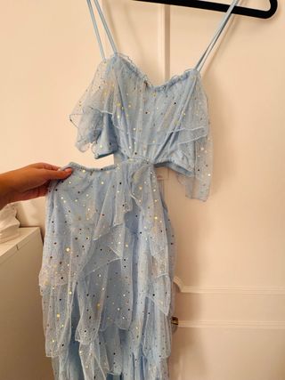 Vestido azul com brilhos