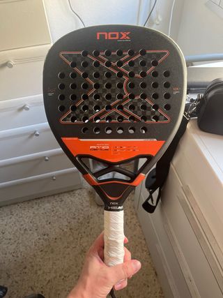 Pala Padel NOX AT10 Genius Attack 12k