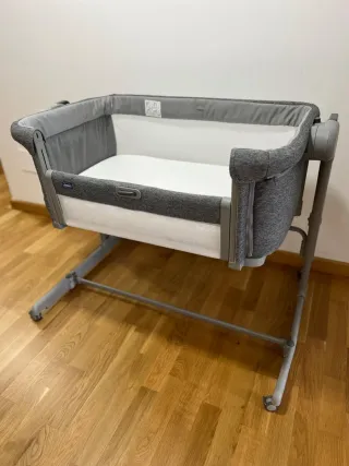 Cuna colecho Chicco Next2Me Magic EVO Gris
