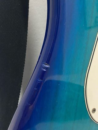 Bajo, Amplificador, Funda y Cable