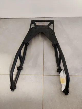 Soporte Top Case KTM Duke 890