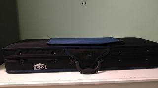 Violino con archetto e custodia