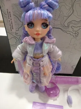 Muñeca Rainbow High Winter Wonderland