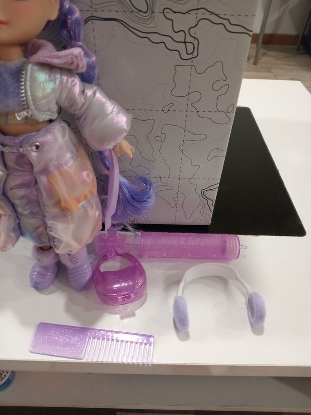 Muñeca Rainbow High Winter Wonderland