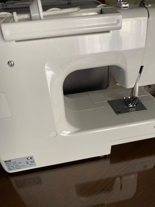 Máquina de coser Alfa 740