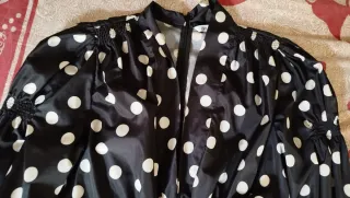 Mono negro lunares T L + Vestido gris