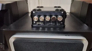 POTENTISIMO ALTAVOZ BLUETOOTH 300W de salida!!!!