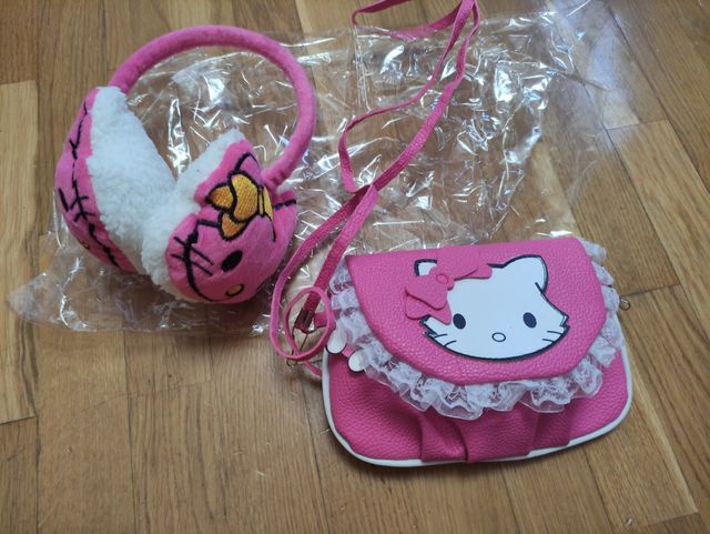 Nuevo! Conjunto Hello Kitty: Orejeras y Bolso