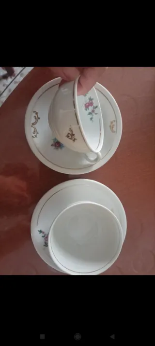 Juego 2 tazas porcelana con platillos