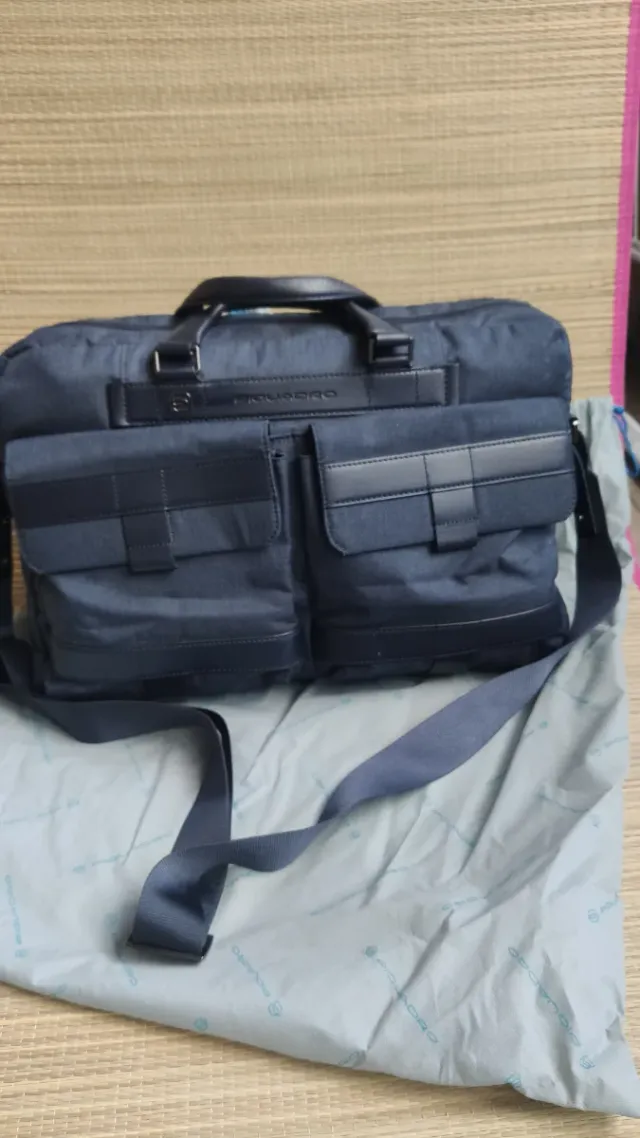 Cartella Piquadro tessuto e pelle porta PC