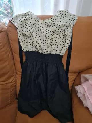 Vestido lunares blanco y negro