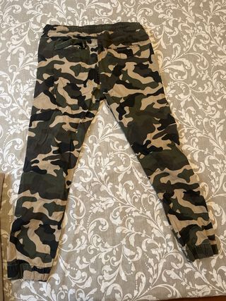 Pantalón camuflaje beige y verde