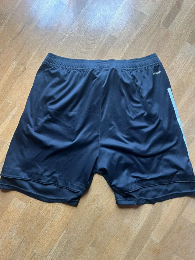 Pantalón corto Osasuna Adidas Negro