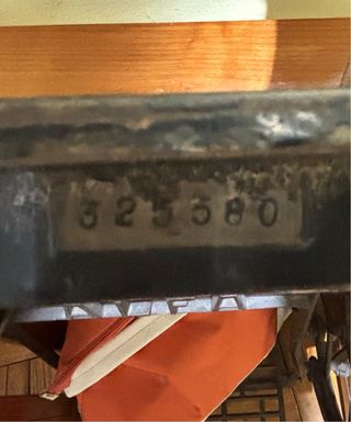 Máquina de coser antigua Alfa