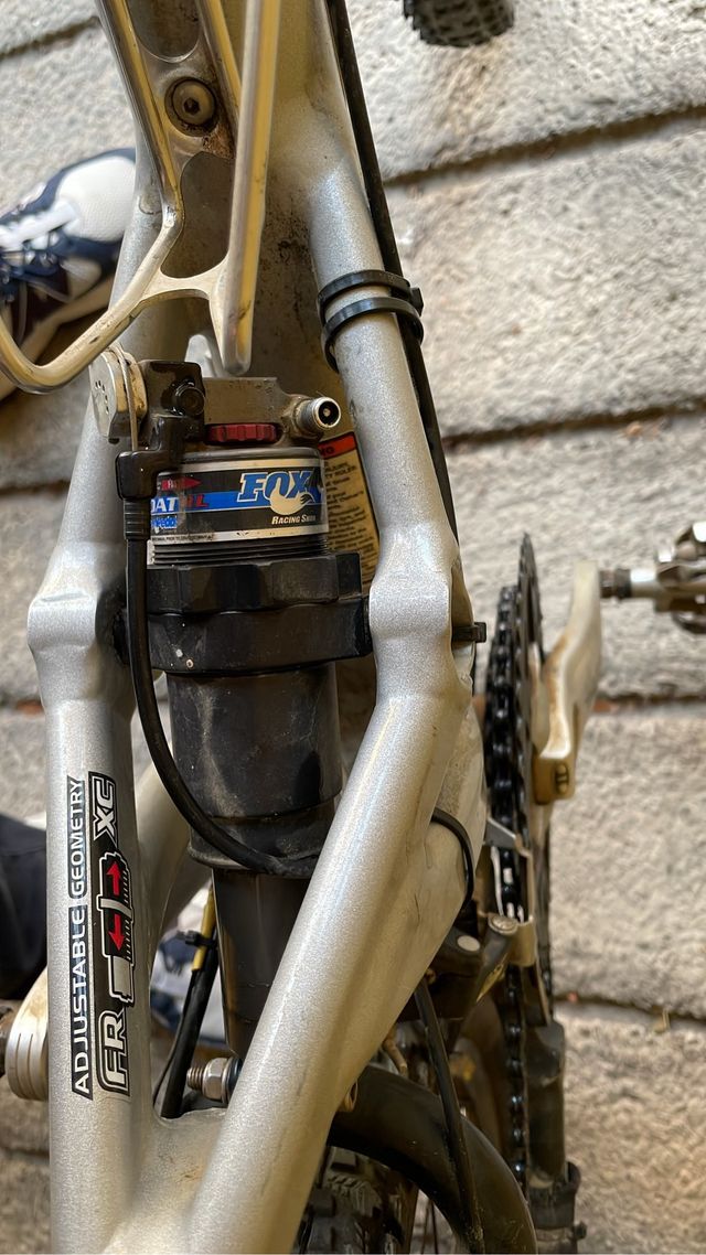 Bicicletta Cannondale Jekyll Silver