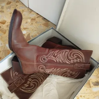Stivali texani marrone n.40